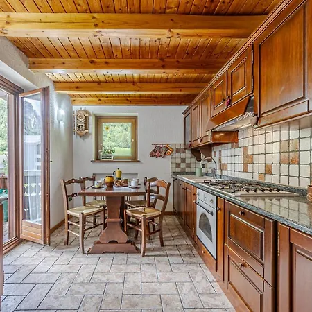 公寓 Casa Beatrice - Wifi, Parcheggio E Vista Montagna - Cour 0231 库马约尔