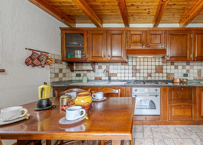 Casa Beatrice - Wifi, Parcheggio E Vista Montagna - Cour 0231 아파트 쿠르마예